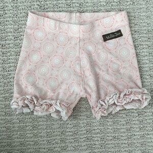 Matilda‎ Jane Hello Lovely Medallion Shorties Size 18-24 months